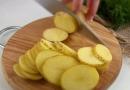 Картошка с беконом в духовке Как запечь картофель с беконом в духовке